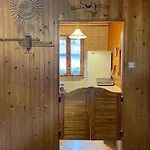W Kotkowie Nad Jeziorem Gil Tatil Evi Kotkowo