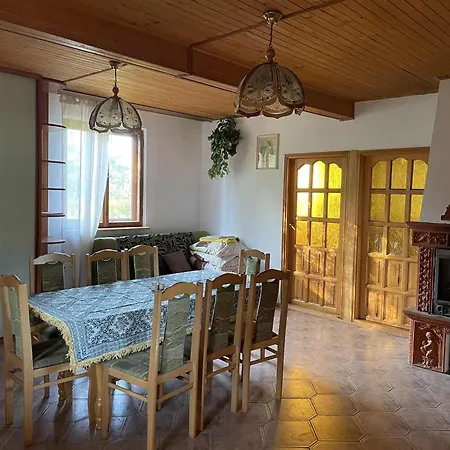 Dom wakacyjny W Kotkowie Nad Jeziorem Gil *